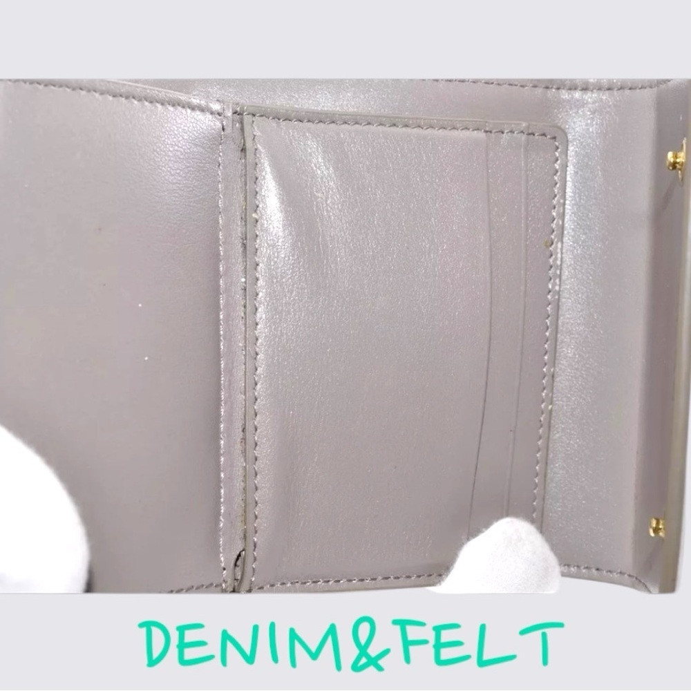 CELINE Women’s Small  Tri-Fold Wallet Leather | Color: Greige | w/Box & Bag 🩶🩶 - Picture 3 of 14